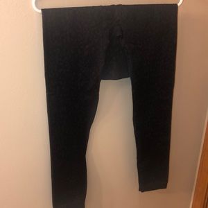SPANX BY SARA BLAKELY LEOPARD LEGGINGS SIZE 1X